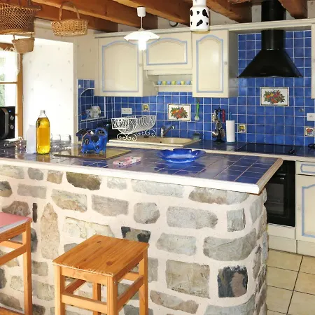 Le Chomeil By Interhome